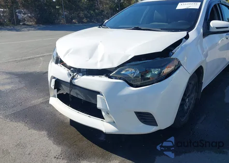 2016 Toyota Corolla Le z USA, uszkodzony, nr VIN 5YFBURHE5GP529297